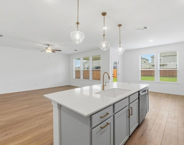 124 Singing Dove Way - Photo Thumbnail 4