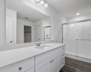 112 Pronghorn St - Photo Thumbnail 13
