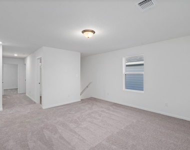 112 Pronghorn St - Photo Thumbnail 9