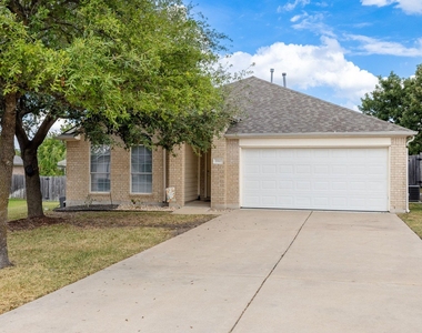 3312 Porter Creek Cv - Photo Thumbnail 2