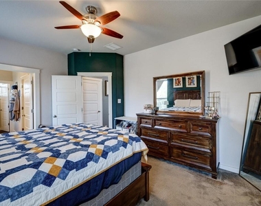2101 Rivers Edge Way - Photo Thumbnail 11