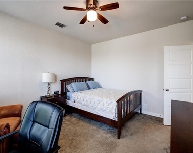 2101 Rivers Edge Way - Photo Thumbnail 26
