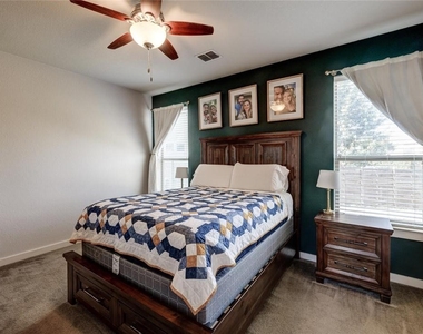 2101 Rivers Edge Way - Photo Thumbnail 9