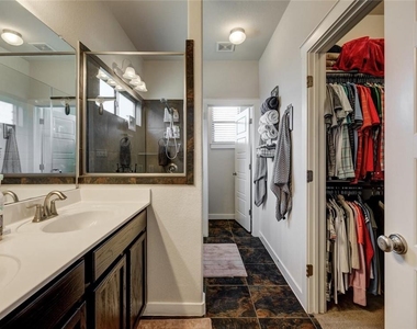 2101 Rivers Edge Way - Photo Thumbnail 13