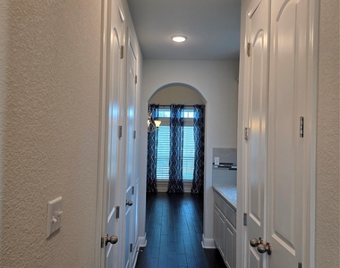 2744 Reunion Blvd - Photo Thumbnail 9