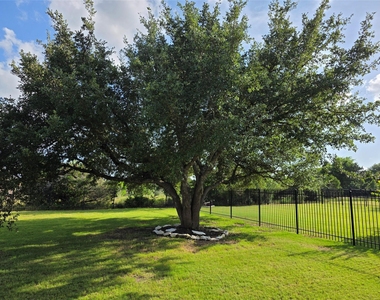 2744 Reunion Blvd - Photo Thumbnail 38