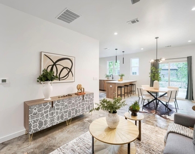 4805 Sara Dr - Photo Thumbnail 6