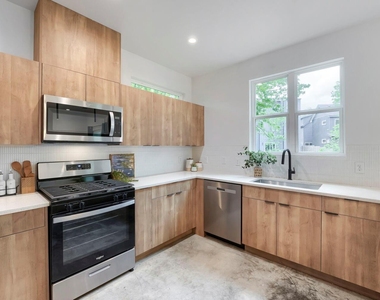 4805 Sara Dr - Photo Thumbnail 12