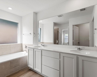 2337 Four Waters Loop - Photo Thumbnail 26