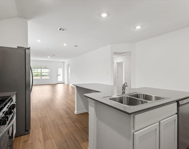2337 Four Waters Loop - Photo Thumbnail 9