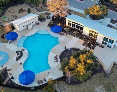2337 Four Waters Loop - Photo Thumbnail 37