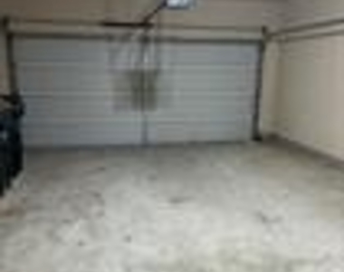 207 N College St - Photo Thumbnail 19