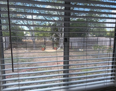 7708 Brodie Ln - Photo Thumbnail 24