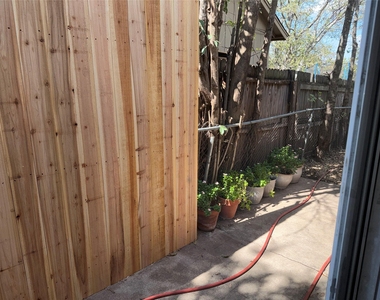 7708 Brodie Ln - Photo Thumbnail 13
