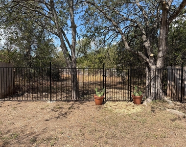 7708 Brodie Ln - Photo Thumbnail 18