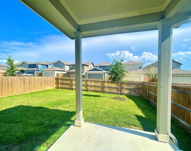 1917 Daleside Ln - Photo Thumbnail 21