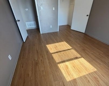 139 Elm Dr - Photo Thumbnail 7