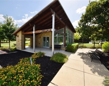 1016 Winnsboro Loop - Photo Thumbnail 31
