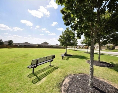1016 Winnsboro Loop - Photo Thumbnail 33