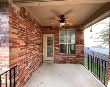 212 Choke Canyon Ln - Photo Thumbnail 26