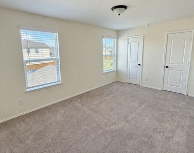 320 Josey Wales Dr - Photo Thumbnail 14