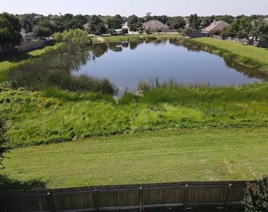3831 Aqua Ln - Photo Thumbnail 32