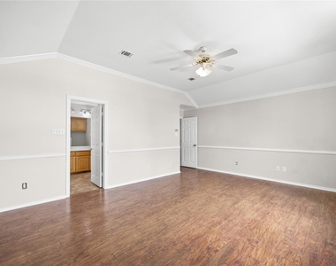 13217 Rochester Ln - Photo Thumbnail 21