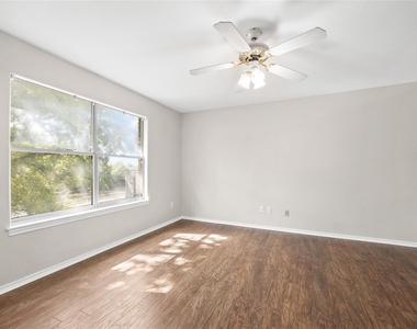 13217 Rochester Ln - Photo Thumbnail 19