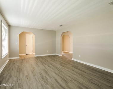 6349 Faulkner Drive - Photo Thumbnail 3