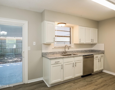 6349 Faulkner Drive - Photo Thumbnail 5