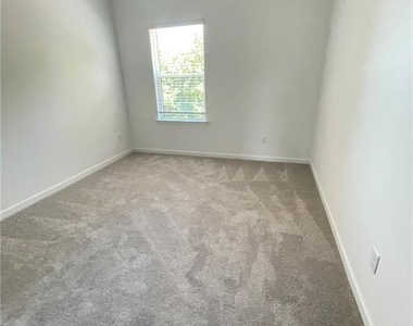 610 Alder Creek Way - Photo Thumbnail 21