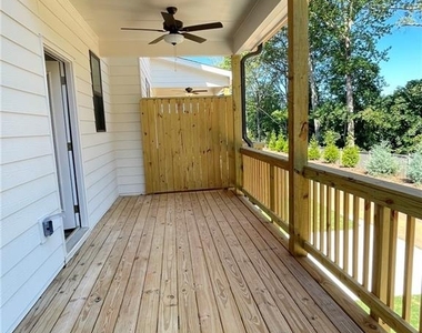610 Alder Creek Way - Photo Thumbnail 28