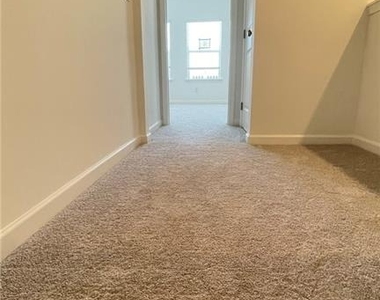 610 Alder Creek Way - Photo Thumbnail 14