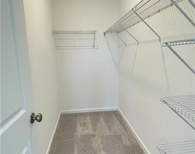 610 Alder Creek Way - Photo Thumbnail 34