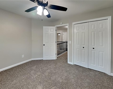 2798 Beddington Way - Photo Thumbnail 15