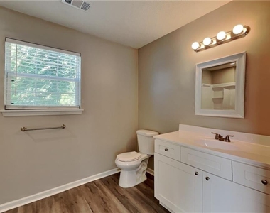 679 Fernstone Trail - Photo Thumbnail 9
