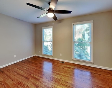 2427 Brookvine Lane - Photo Thumbnail 9