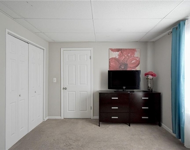 2304 Boardwalk - Photo Thumbnail 8