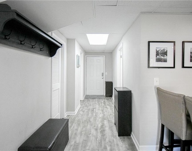 2304 Boardwalk - Photo Thumbnail 5