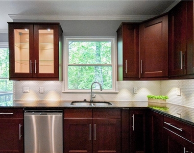 3115 Park Chase - Photo Thumbnail 13