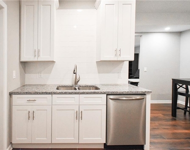 3115 Park Chase - Photo Thumbnail 39