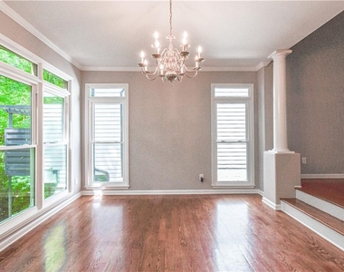 3115 Park Chase - Photo Thumbnail 15