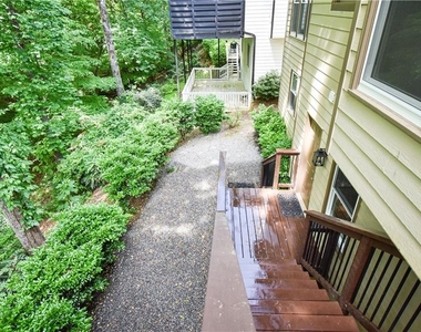 3115 Park Chase - Photo Thumbnail 37