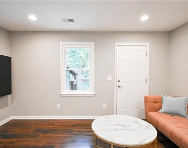 3115 Park Chase - Photo Thumbnail 53