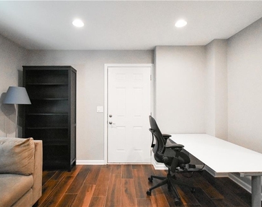 3115 Park Chase - Photo Thumbnail 47