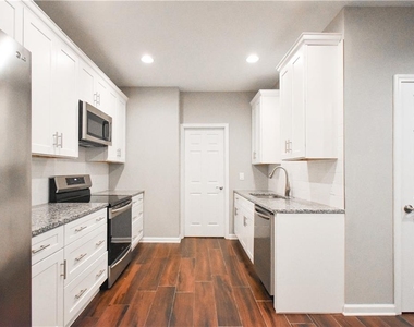 3115 Park Chase - Photo Thumbnail 41