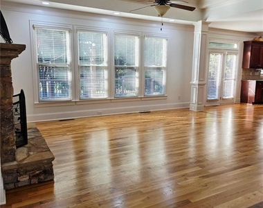 5710 Swift Creek Court - Photo Thumbnail 9