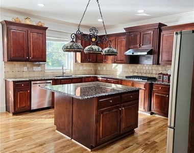 5710 Swift Creek Court - Photo Thumbnail 14