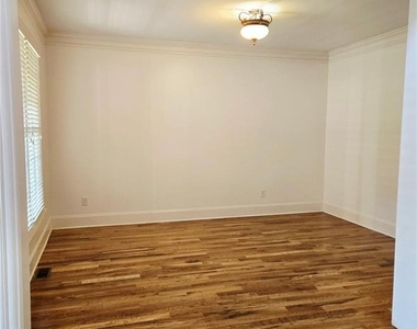 5710 Swift Creek Court - Photo Thumbnail 7