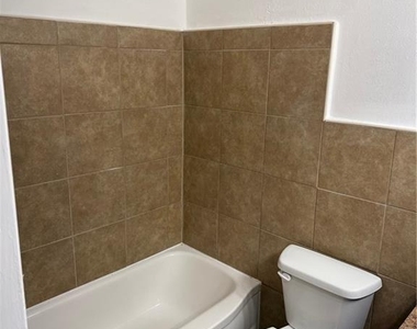 741 Carter Street Nw - Photo Thumbnail 2
